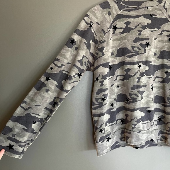 Monrow Camo Lace Up Pullover‎ Star Dusty Green Tea Sweatshirt Size Medium - Picture 16 of 16